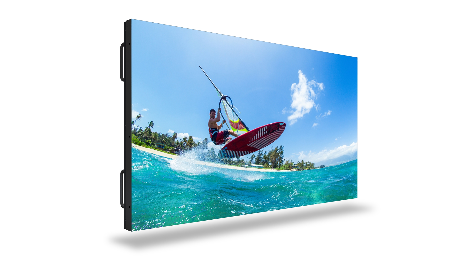 Christie amplía su catálogo de paneles planos LCD con unos displays profesionales de 55 y 98 pulgadas, 500 nits y bisel de 44 milímetros, desplegables en mosaico