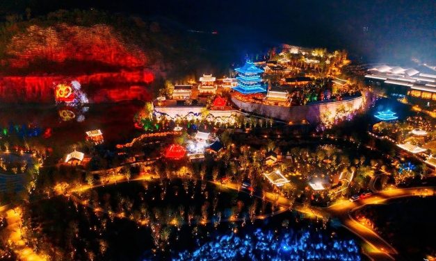 Los proyectores láser de la Serie HS de Christie iluminan el Jiangsu Garden Expo Park con visuales espectaculares