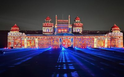 Los proyectores láser de Christie iluminan el emblemático Fuerte Rojo para conmemorar los 75 años de la independencia de la India