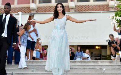 La madrina de la Mostra, Rocío Muñoz Morales, posa en la playa del Lido un dia antes de la inauguración del 79 Festival Internacional de Cine de Venecia. Foto ©M. Angeles Salvador