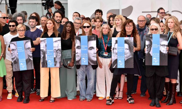 POR LA LIBERACION DE JAFAR PANAHI, DIRECTOR IRANÍ