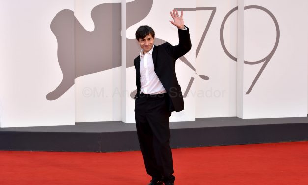 Los italianos Elio Germano, Leonardo Maltese, Anna Caterina Antonacci, Gianni Amelio, Sara Serraiocco y Luigi Lo Cascio presentan en Venecia «Il Signore Delle Formiche» (The Lord Of the Ants). Foto ©M. Angeles Salvador