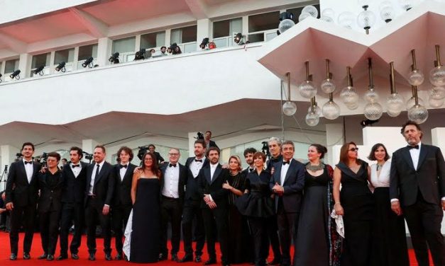 SUCESO DEL FILM «ARGENTINA 1985» EN EL FESTIVAL DE VENECIA