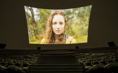 El Hemisfèric redefine la experiencia de ir al cine con el Christie CP4450-RGB