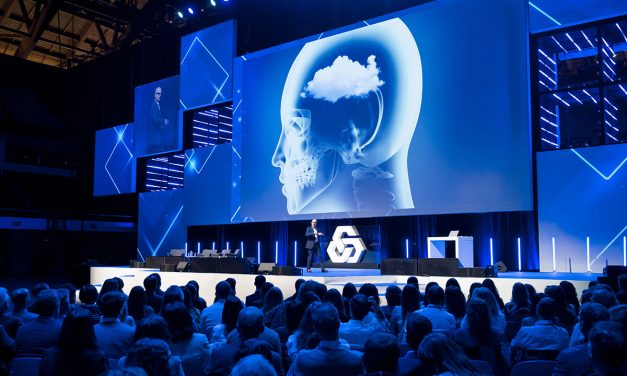 Europalco logra un escenario tecnológico y futurista para el encuentro Caixa Fora da Caixa