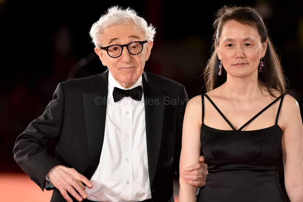 Woody Allen y Soon-Yi Previn 
Pelicula "Coup De Chance"