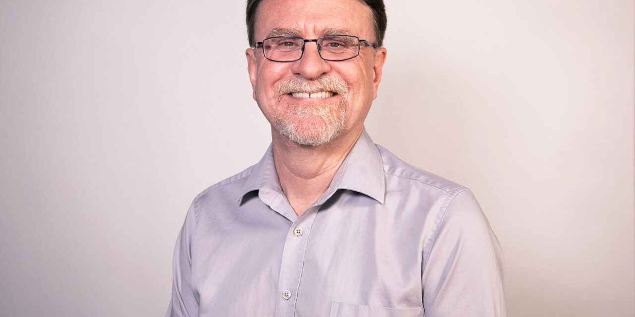 Premio Científico y Técnico de la Academia de las Artes y Ciencias Cinematográficas a Mike Perkins, de Christie, por el sistema de proyección Christie E3LH Dolby Vision Cinema