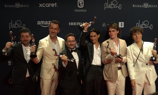 «LA SOCIEDAD DE LA NIEVE» TRIUNFA EN LOS PREMIOS PLATINO