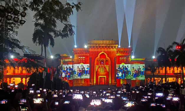 Los proyectores de la Serie HS de Christie iluminan el emblemático Arts College de la Universidad de Osmania con imágenes cautivadoras