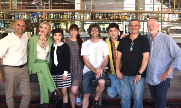 FINALIZA EL RODAJE DE’UNA PISTOLA, UNA BALA Y UN OSO PANDA’, EL NUEVO LARGOMETRAJE DIRIGIDO POR ORIOL CARDÚS