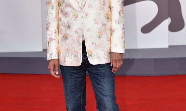 Sigue la 82ª Mostra de Cine de Venecia entre ovaciones y glamour